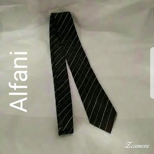 Mens tie